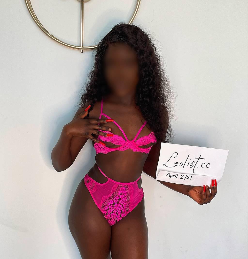 I’ll have you in a sweet daze! Your LUXURY EBONY CHOCOLATE