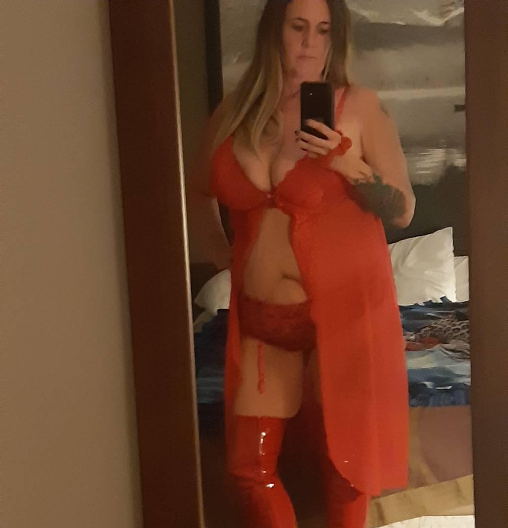 April 21-22 You know my HEAD game is BANG on SEXY COUGARNI