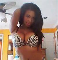 new mulato Open minded girl, open 24/7