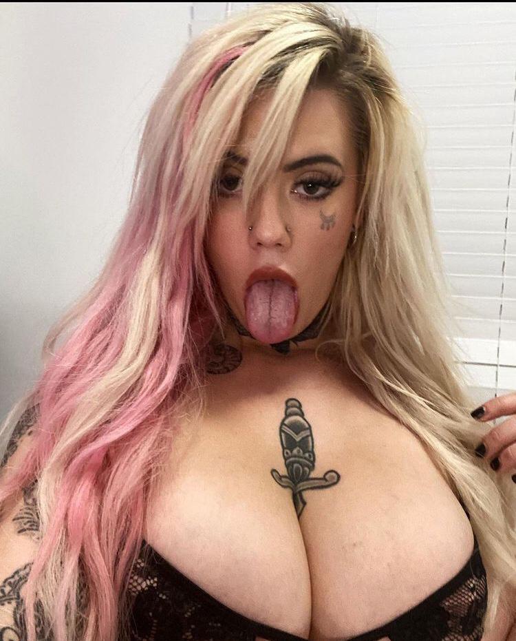 Sex Hookup With Joy🍆🍑👅 Snapchat:Tattood_nasty,,, Phone:6469799612