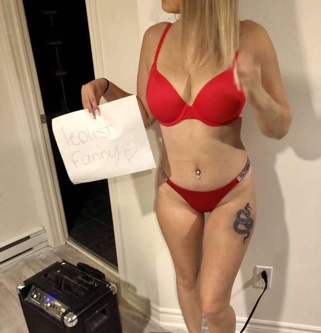 Skinny petite blond ready to have some fun