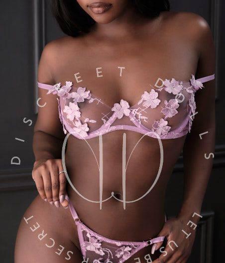 EBONY QUEEN COCO IS EXCOTIC AND PICTURE PERFECT