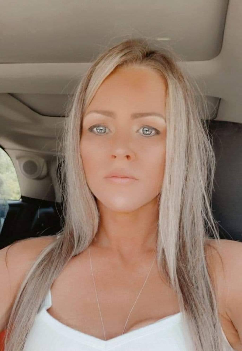 Deep throat squirting freak party doll duos low restrictions