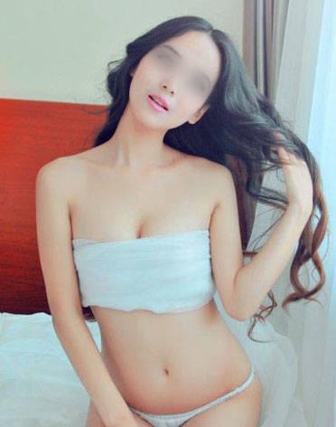 Cindy Asian Independent Magic Lips Hot body