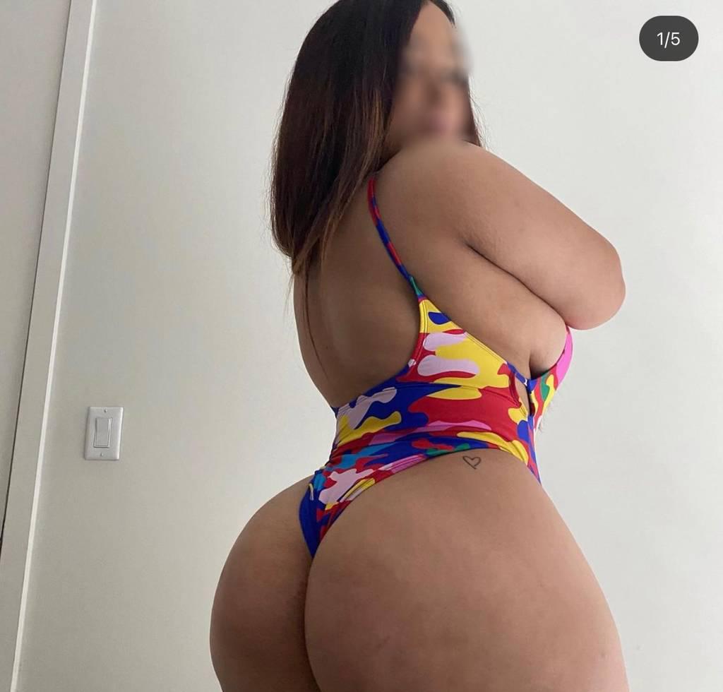 OUTCALLS ONLINE SKYPE * FACETIME SHOW