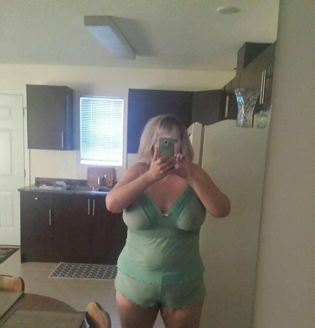 HAMILTON SQUIRTER! 3 NITES. 180 2 HR SPECIAL. PREBOOK PLEASE
