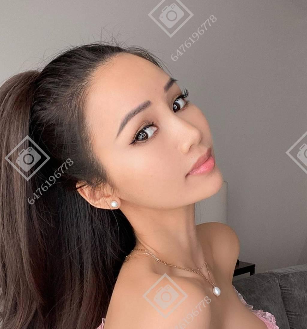 Popular Escort