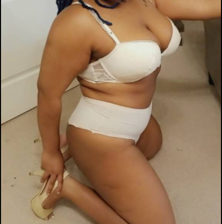 Curvy chocolate bbw