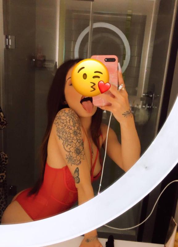 PRETTY WET TIGHT KITTY-100% real pics NEWINTOWN