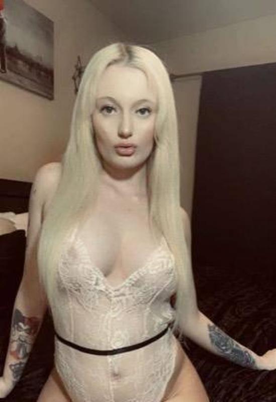 !I Want to Swallow Every Drop!! Goddess Ashley
